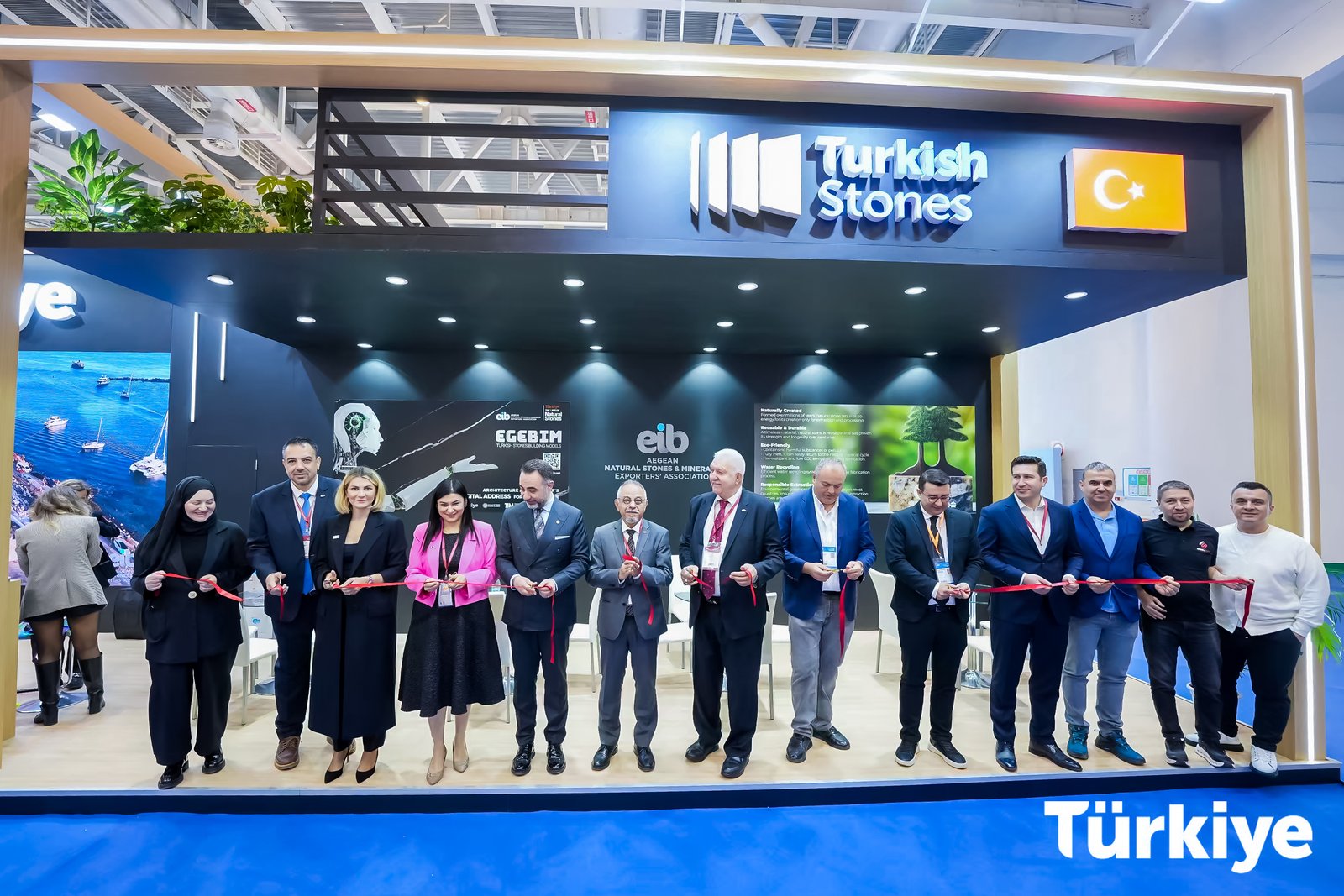 1774852954 2 1600 3000 gif 20