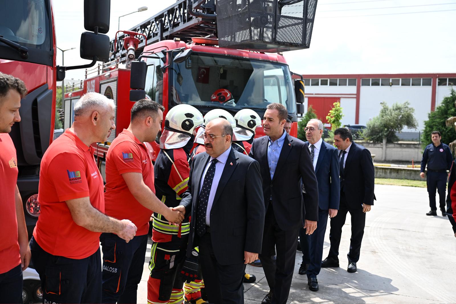 buyuksehirden osb itfaiyesine 11 yil sonra ekipman destegi 2