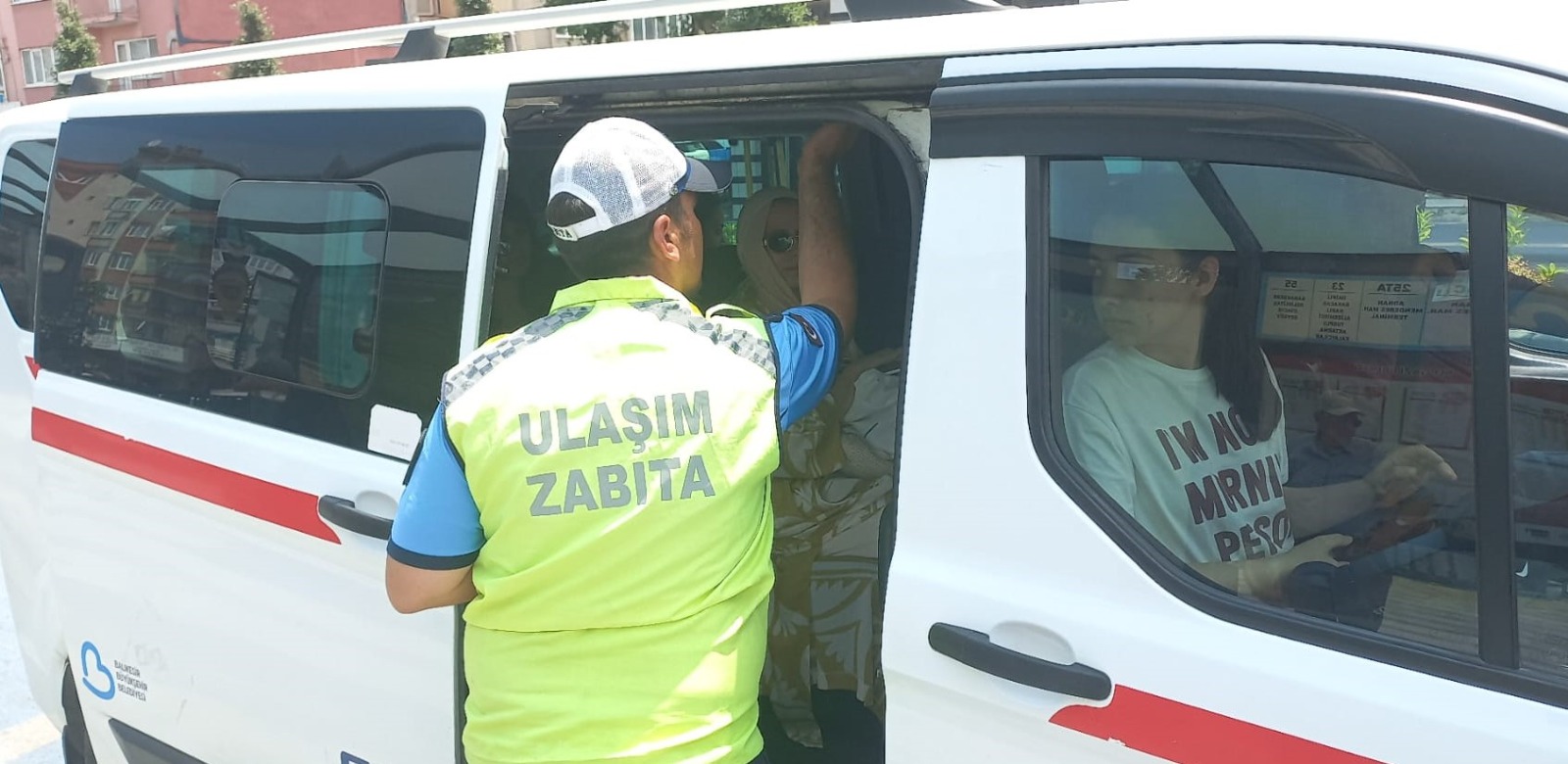 buyuksehir ekipleri guvenli ve konforlu ulasim icin sahada 2