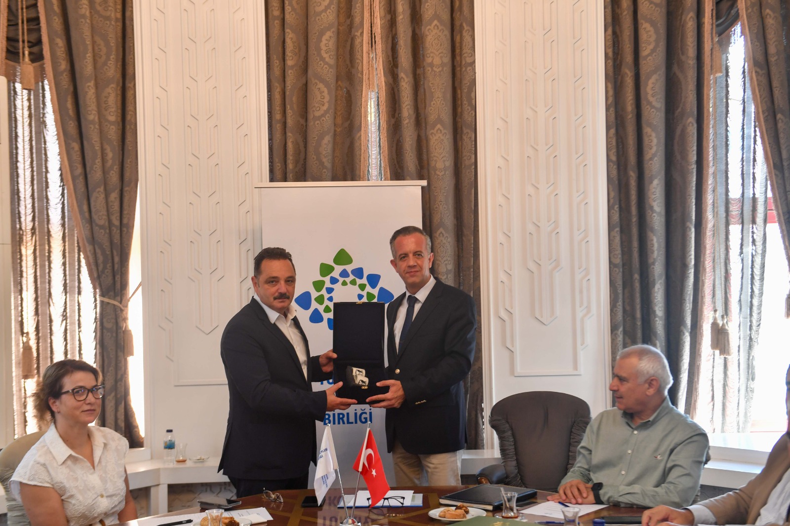 turkiye kent konseyleri birliginin yeni baskani sevinc baykan ozden 4