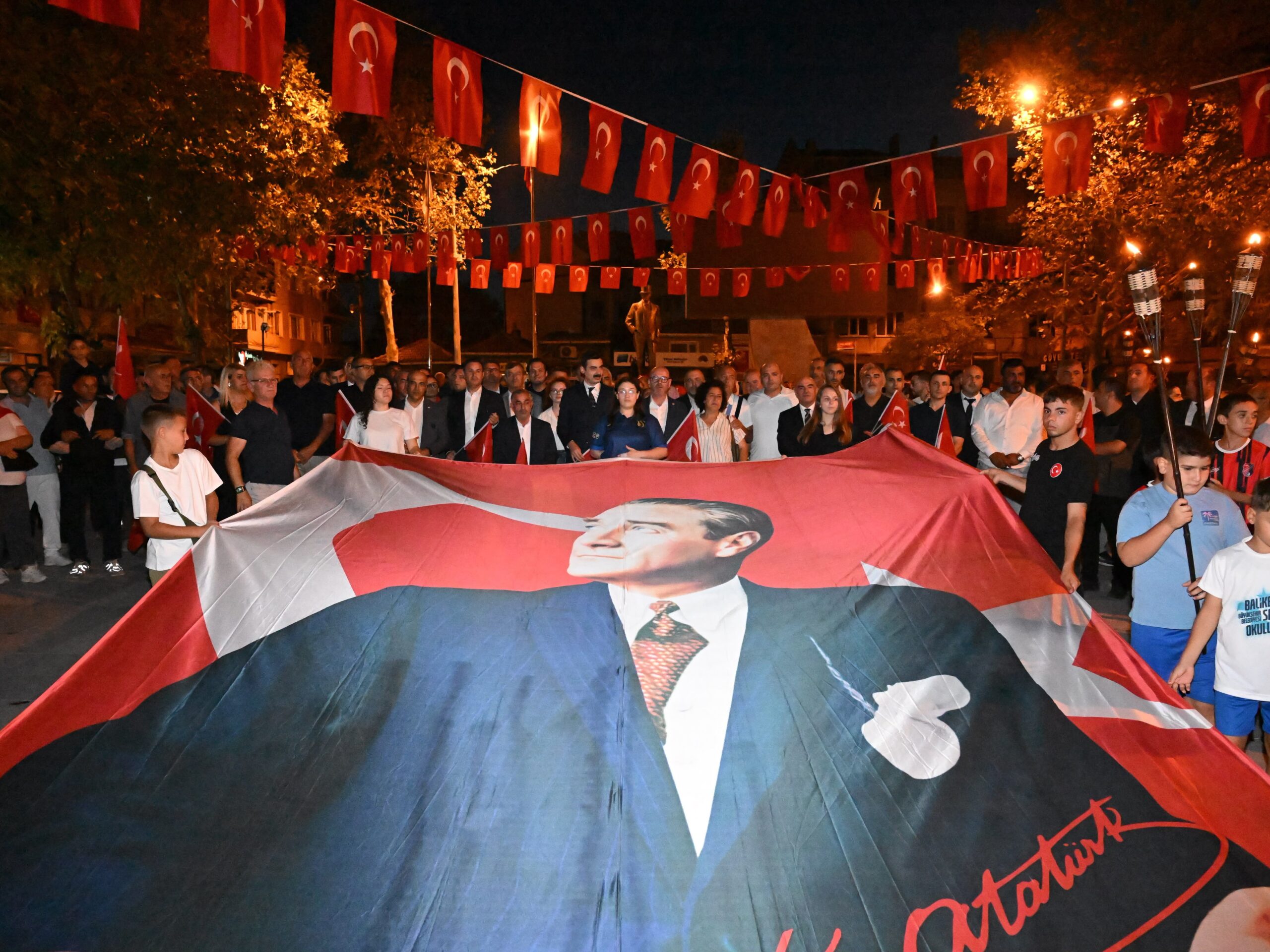 akin manyasta fener alayina katildi 1 scaled