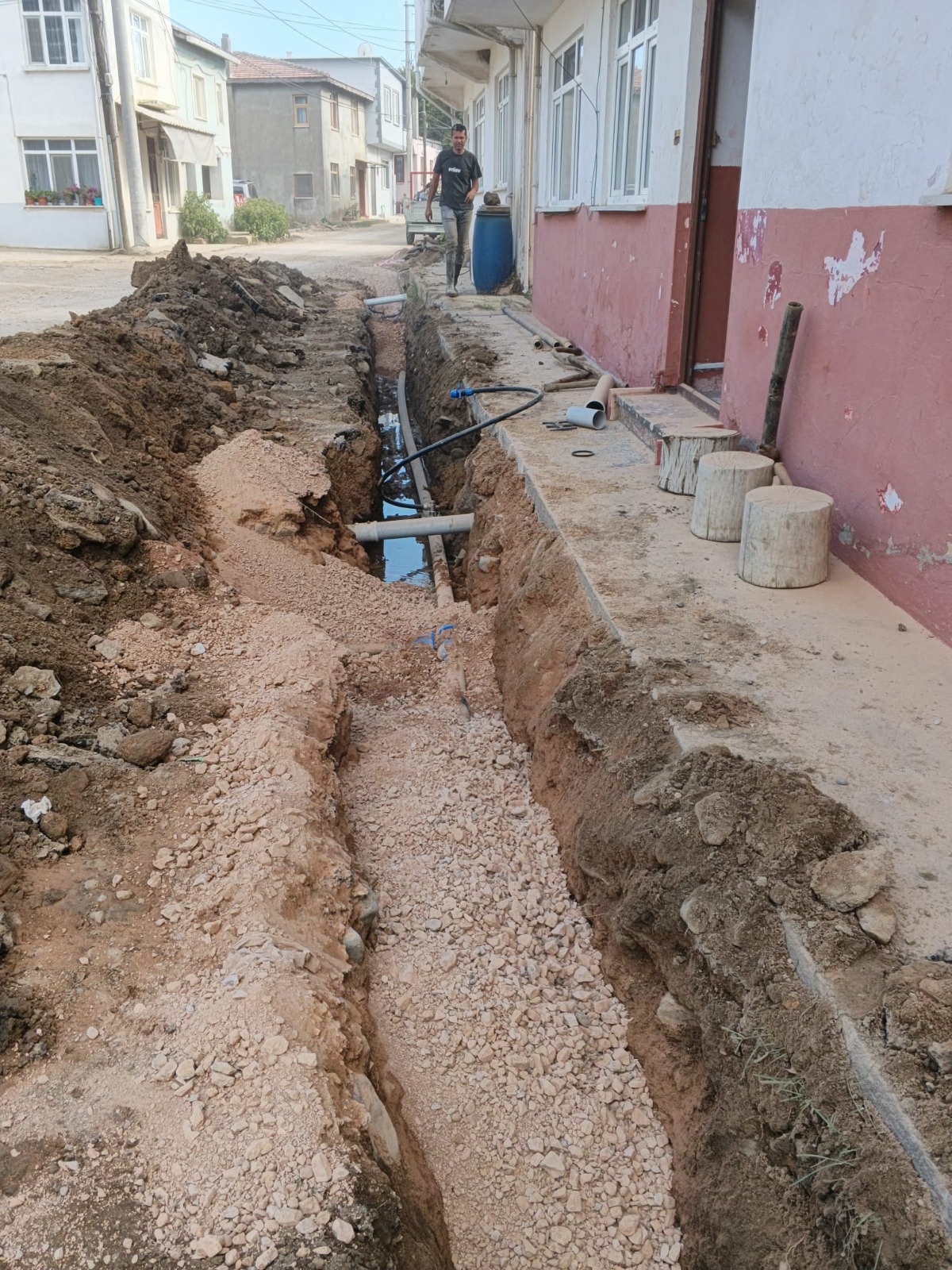 baskan akin erdekte icme suyu hatlarinin kalitesini artiriyor 1
