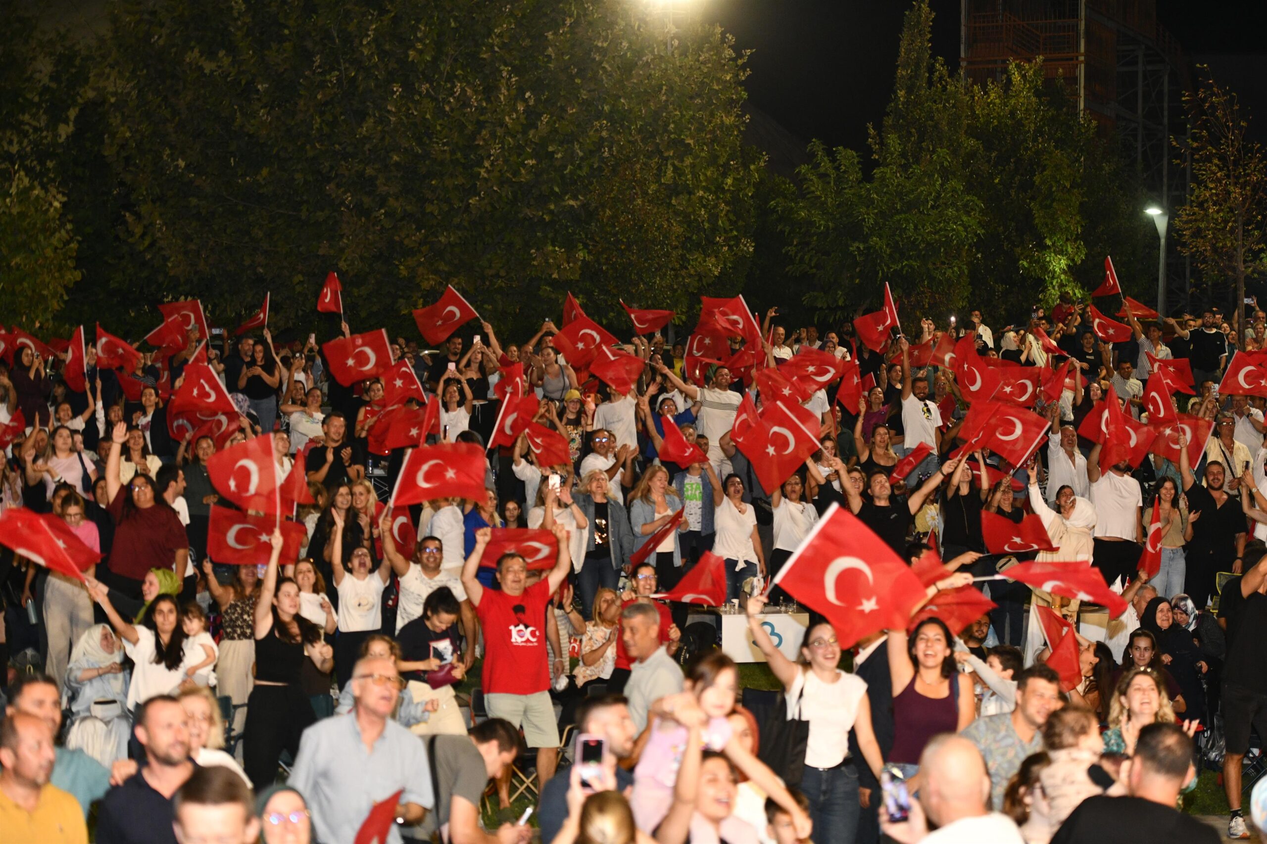 kurtulus coskusu sampiyonluk sevinciyle taclandi 7 scaled