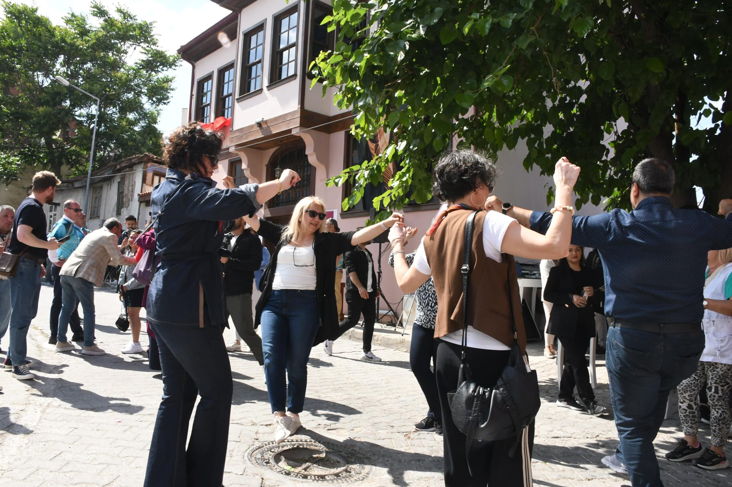 balikesir liseli kessaflar muzesi acildi 4 scaled