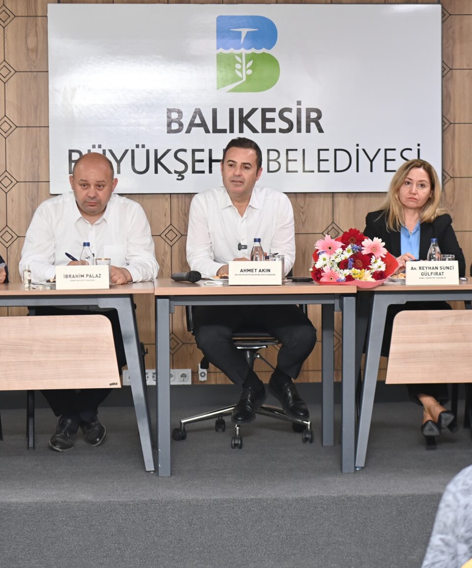 baskan akin buyuksehirin eli gonenin uzerinde 1
