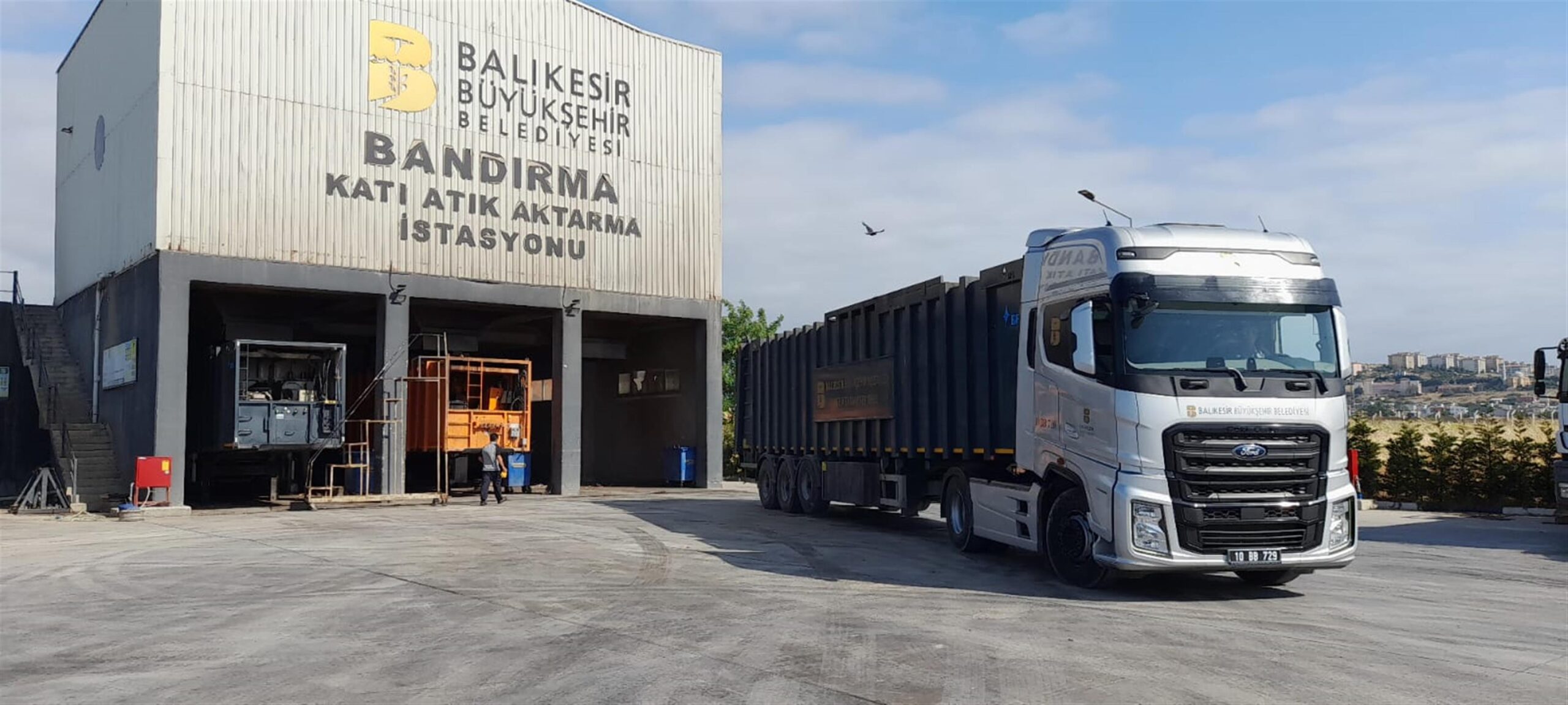 buyuksehir bayramda ilcelerden 11 tonun uzerinde atik topladi 1 1 scaled