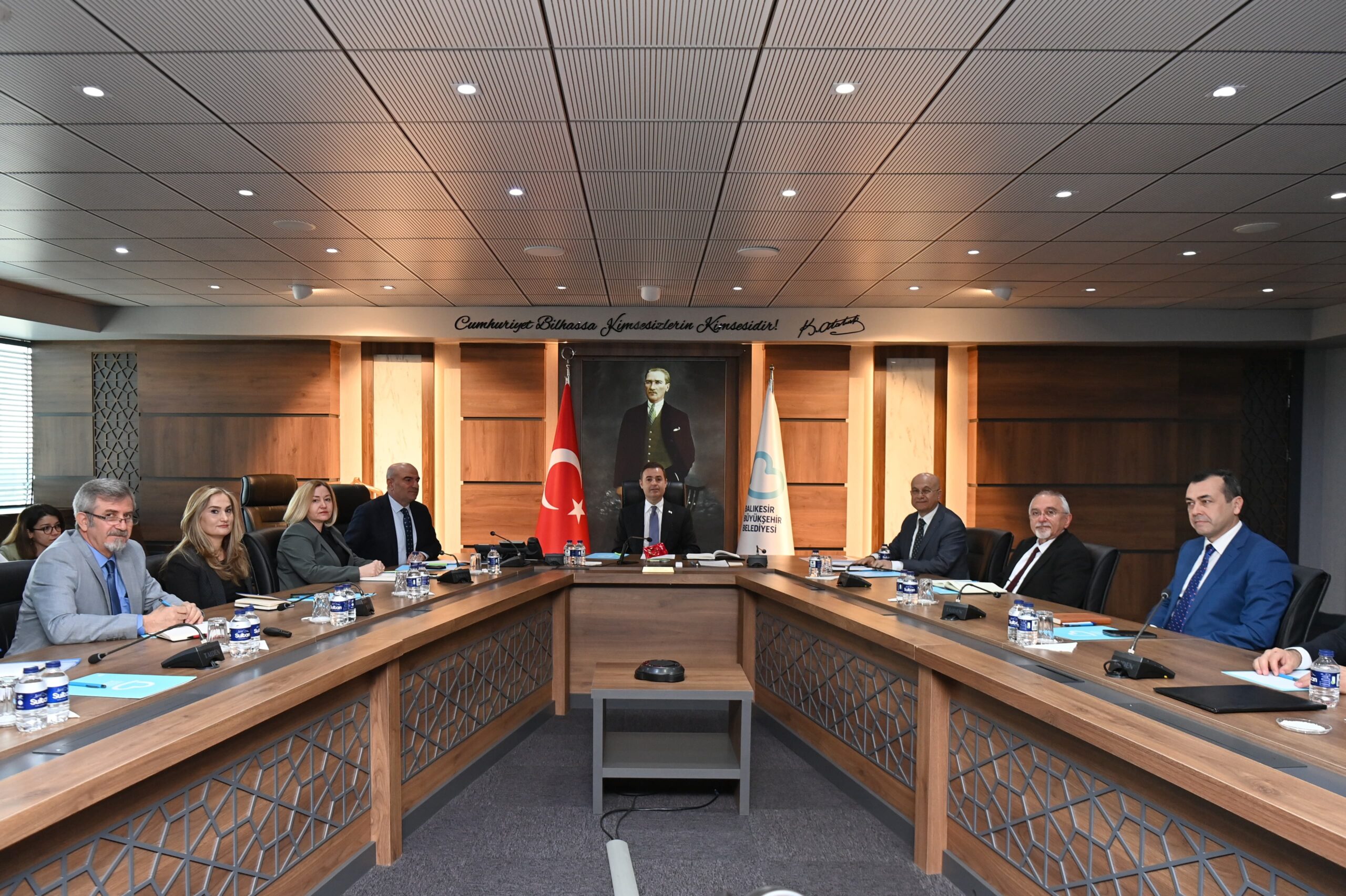 baskan akindan a takimina tesekkur 3 scaled