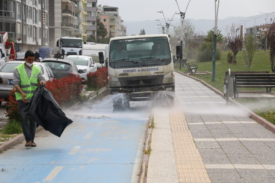 EDREMIT BELEDIYESI KURBAN BAYRAMINA HAZIR 10