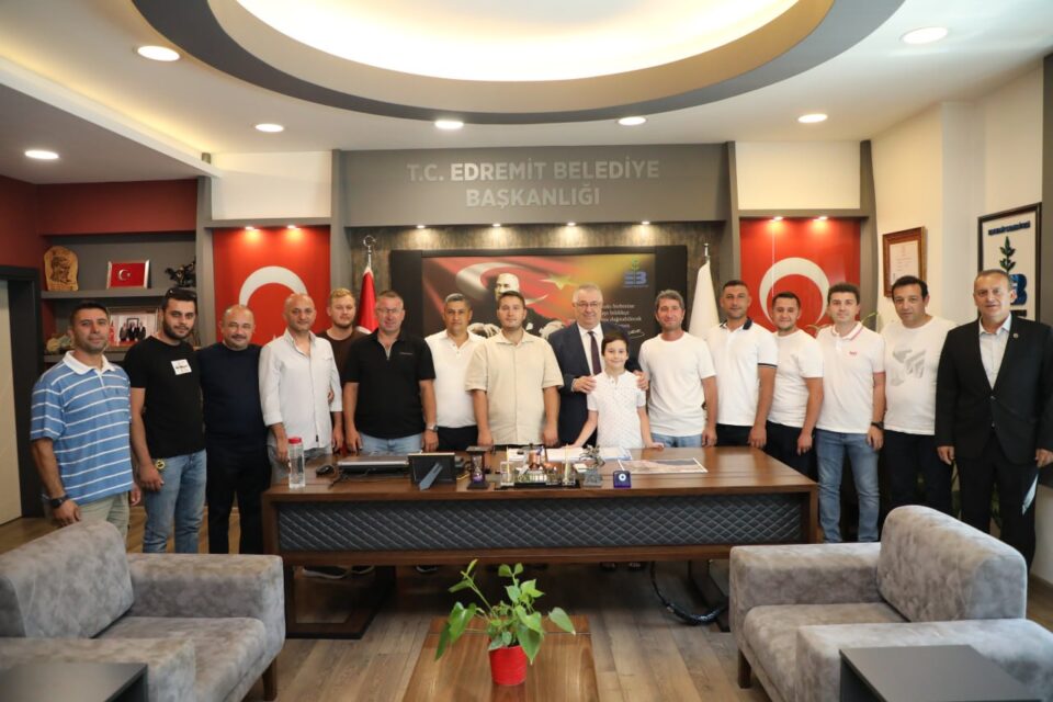 EDREMIT BELEDIYESINDE BAYRAM COSKUSU 2