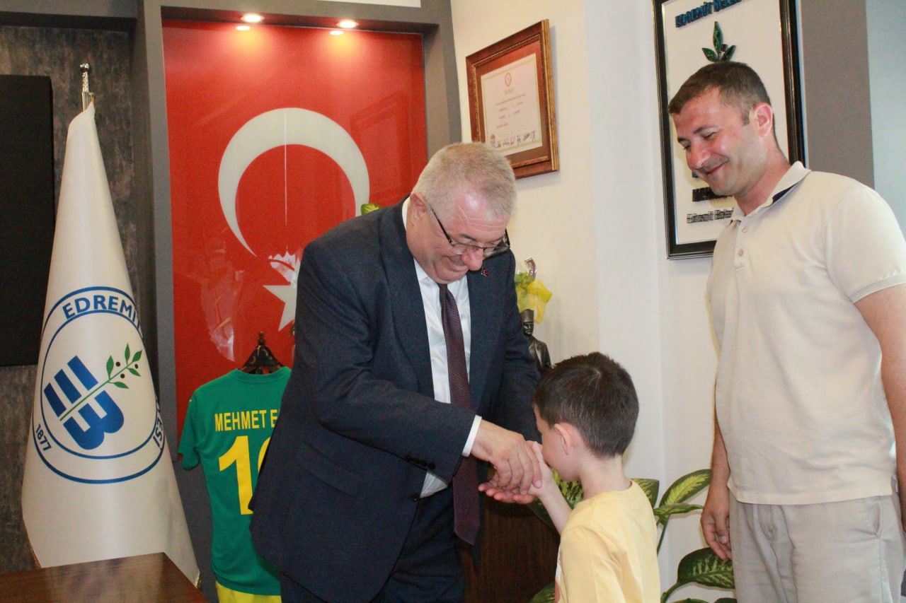 EDREMIT BELEDIYESINDE BAYRAM COSKUSU 6