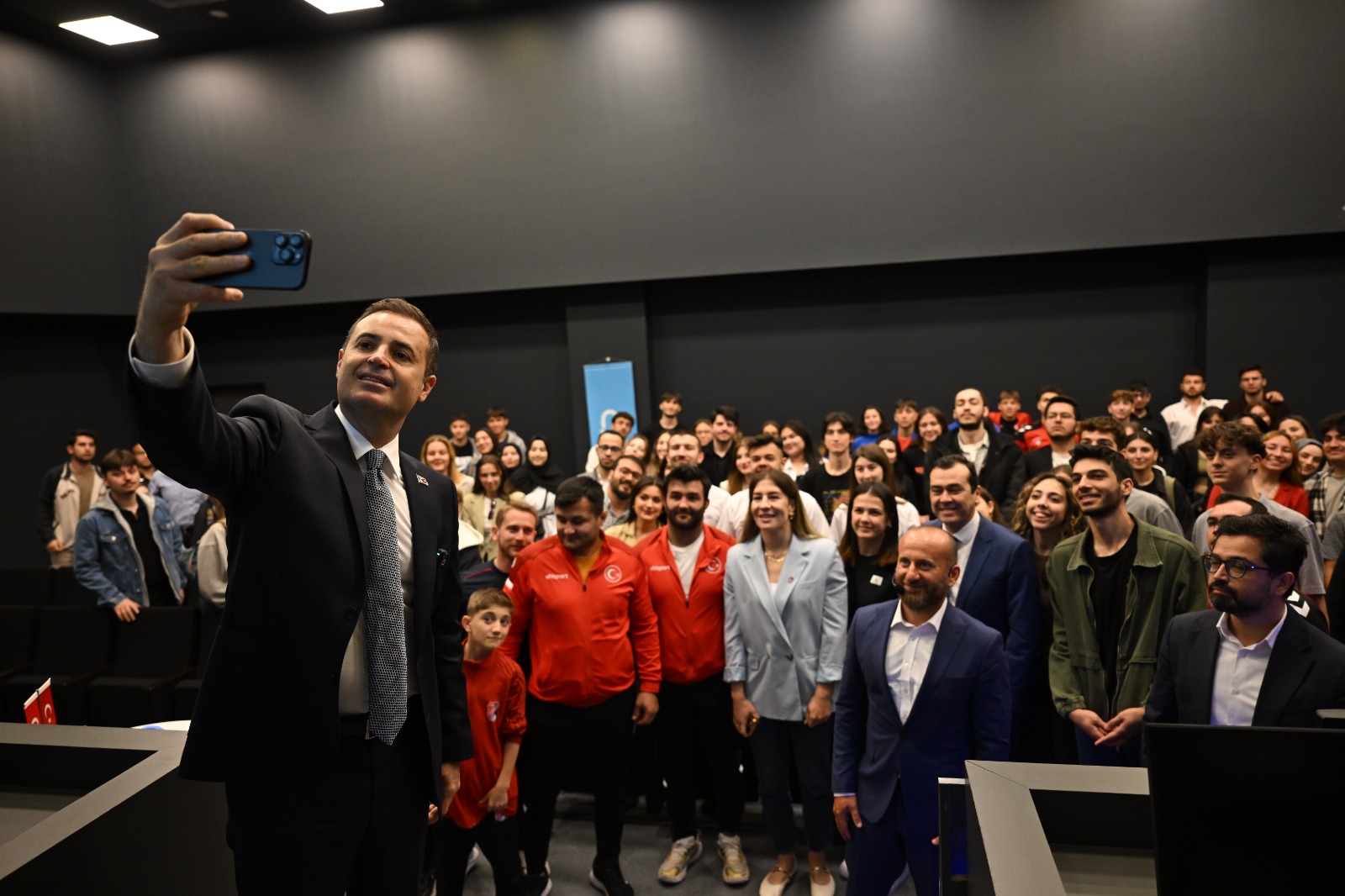 baskan akindan gencligi sevindiren etkinlikler 4
