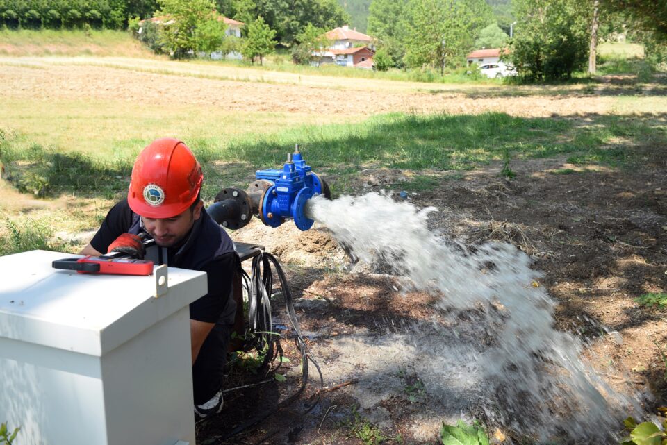 dursunbey hamzacik mahallesinin su sorununu baskan akin cozdu 2