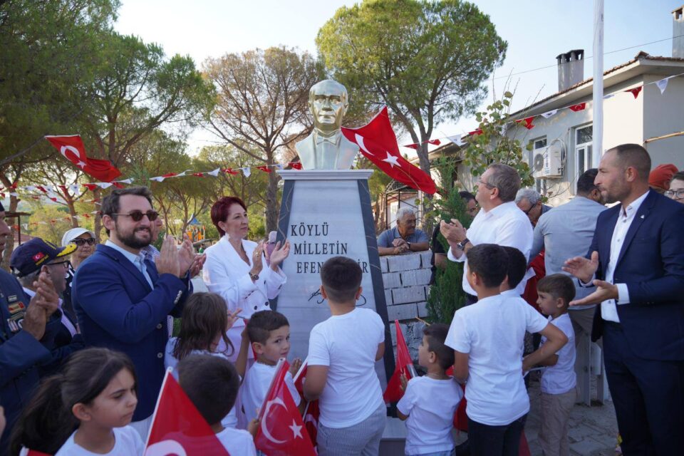 01 Ataturk bustu