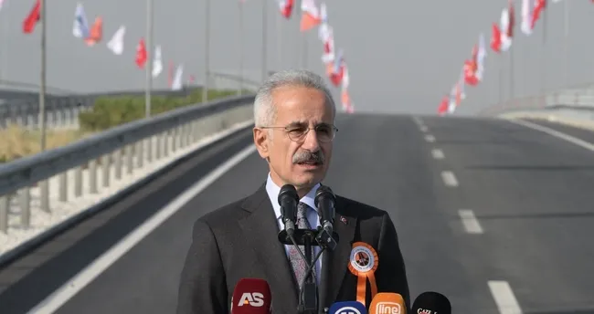 650x344 bakan uraloglu turkiyenin ulasim haritasi 2025te yeniden cizildi 1764144853925