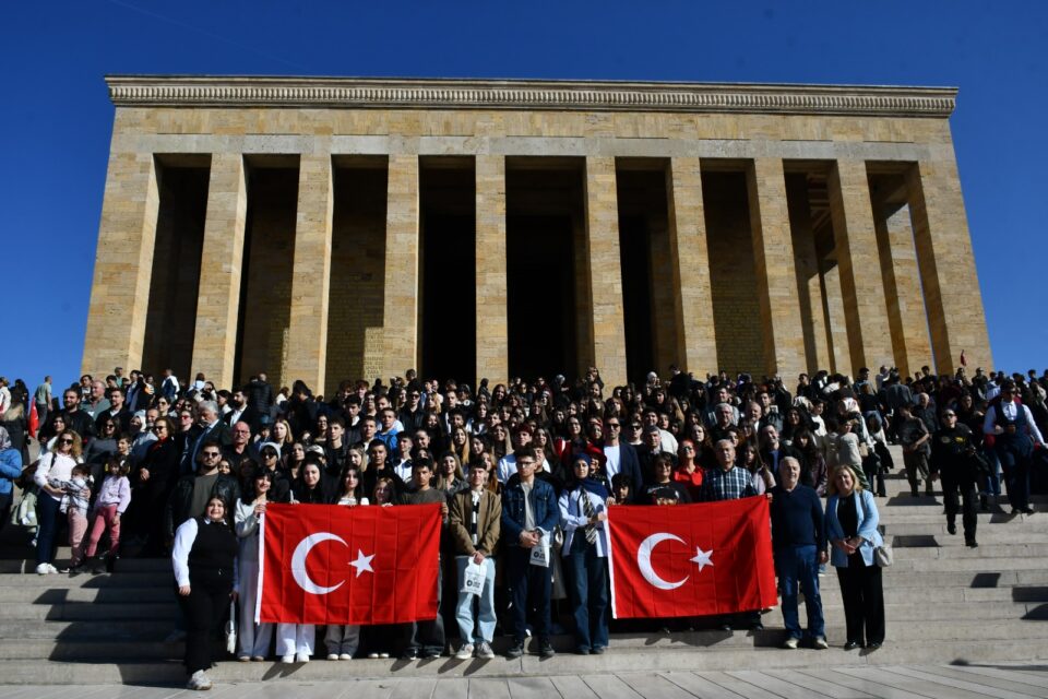 balikesirli gencler atanin huzurunda 1