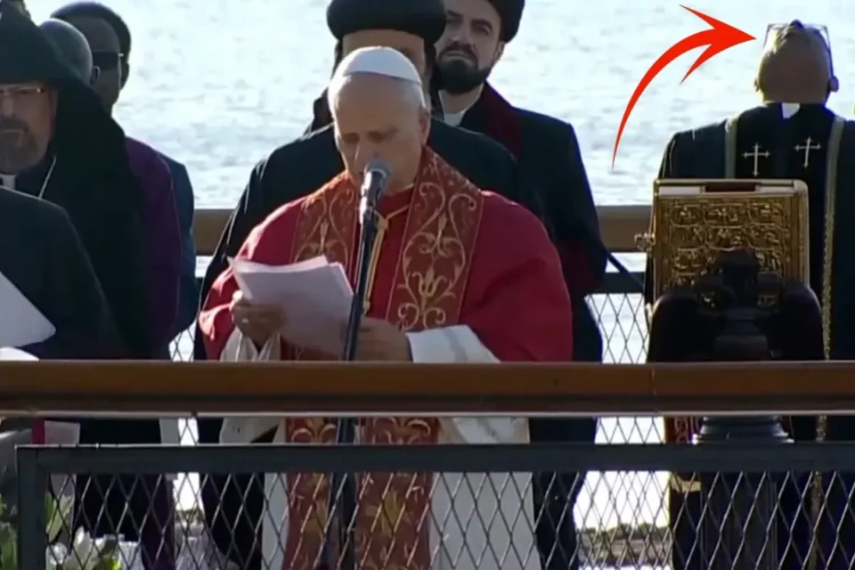 iznik teki ayine damga vuran goruntu 19302861 9622 amp