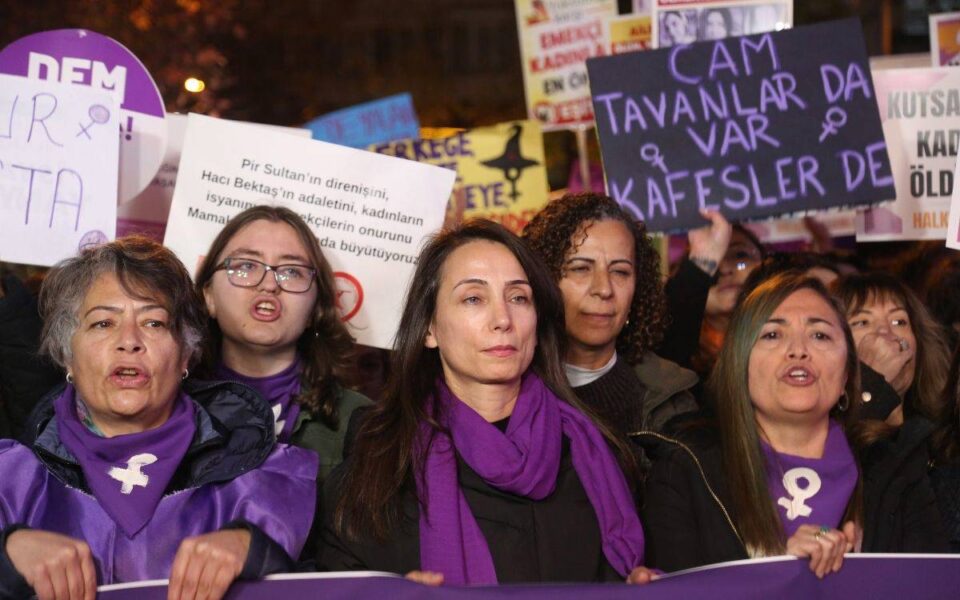 kadinlar ve lgbti lar ankaradan seslendi barisin garantisiyiz