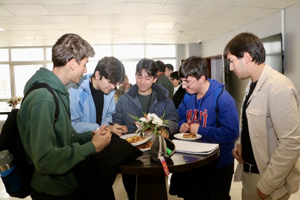 B5AFFB11 AE13 47C3 8A01 48100DDBA0C1 1 105 c