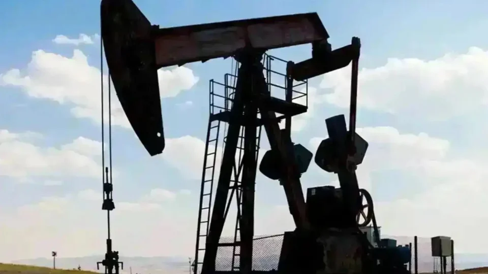 brent petrol 6077 dolardan islem goruyor