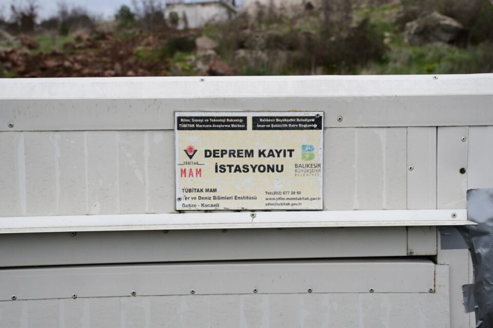 37a88dbc e344 4bdd 8490 a942863edc99