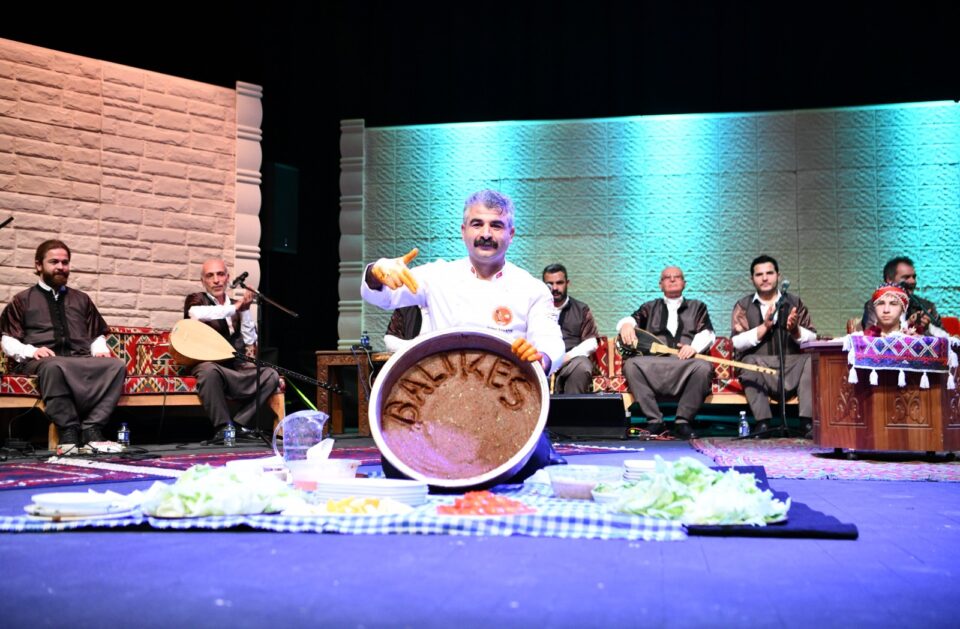 e2235fb4 4c10 4dc8 b2e6 84bb23945834