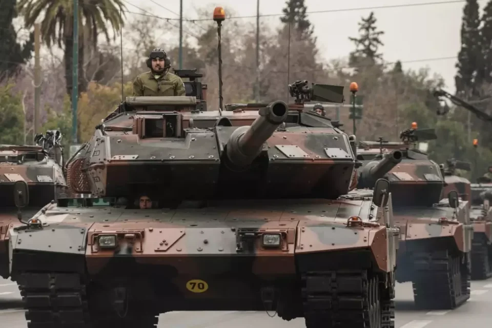 yunan bakan acikca itiraf etti