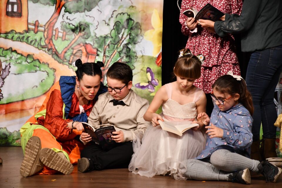 e0880bb0 3a0a 4c62 b175 b29e43e1098b