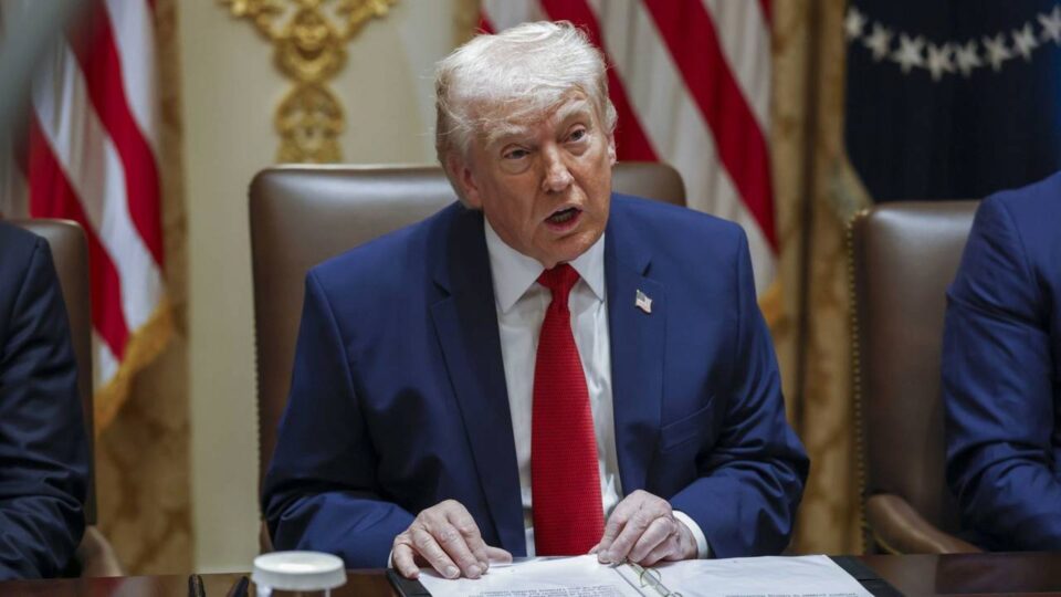 trump tan iran aciklamasi sanirim rejimi degistirdik