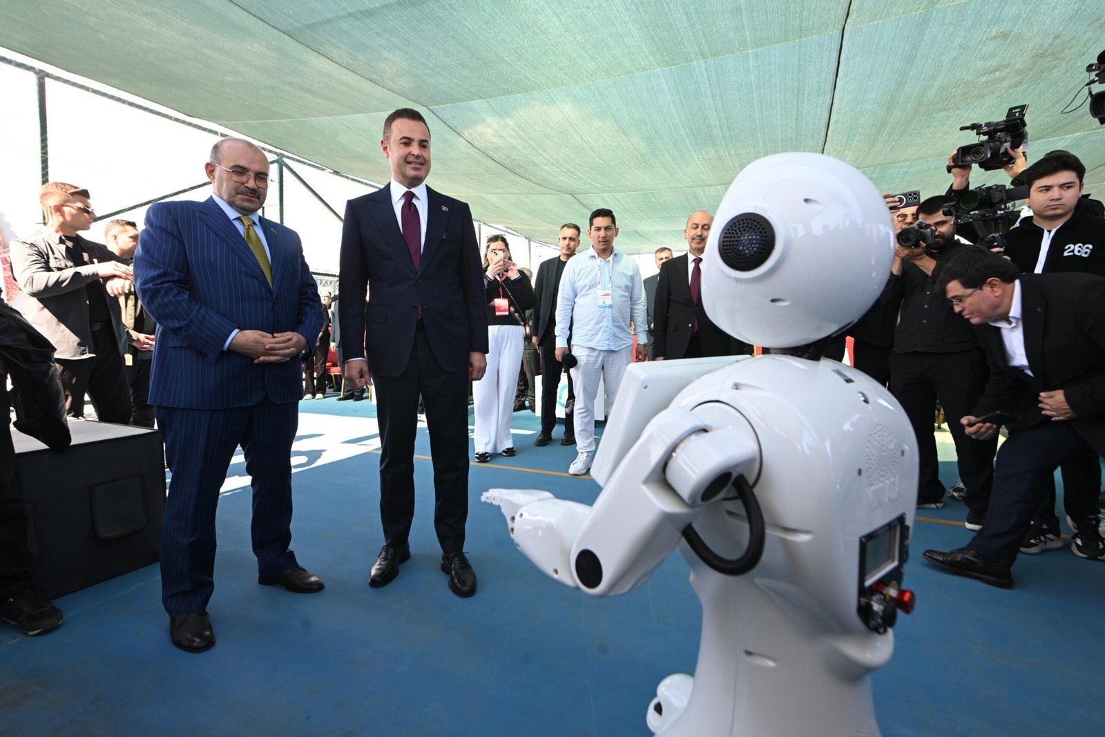 3.balikesir tarim ve hayvancilik fuari kapilarini acti 7 1 scaled
